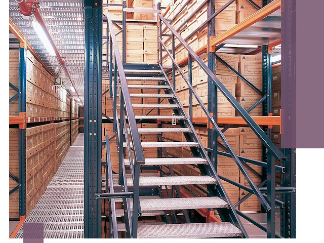 Лестницы складские прочные и безопасные под ключ в Красногорске