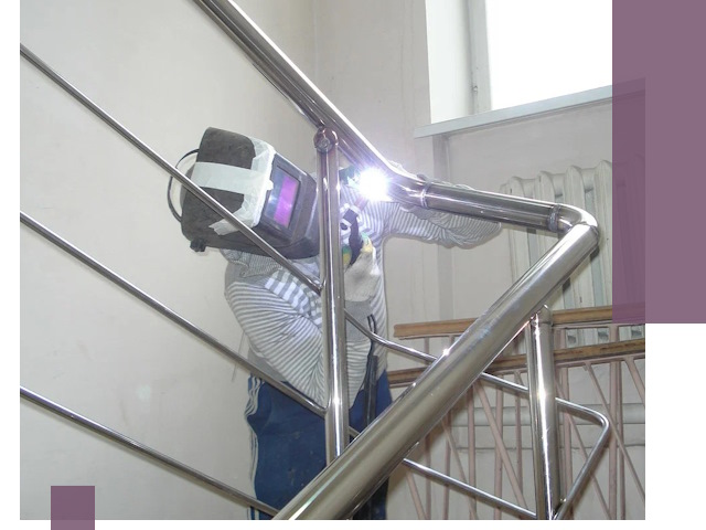 Монтаж перил и ограждений качественно в Красногорске