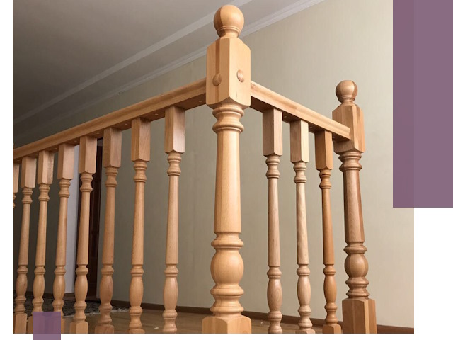 Деревянные перила на заказ в Красногорске: монтаж и изготовление