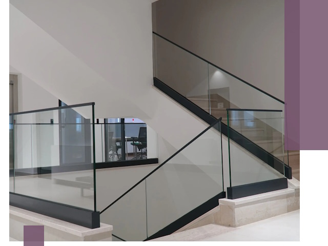 Стеклянные перила премиум-класса с установкой в Красногорске