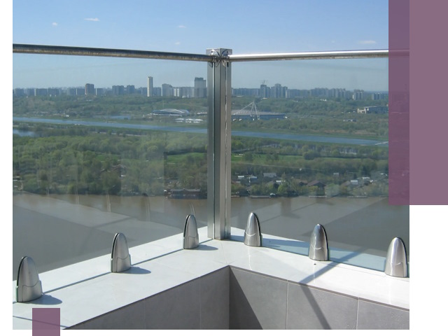 Стеклянные парапеты премиум класса в Красногорске для домов и бизнесов