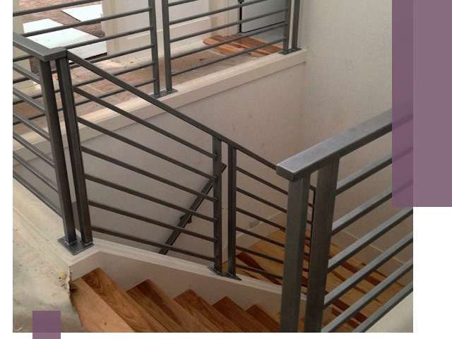 Изготовление поручней из металла и дерева в Красногорске