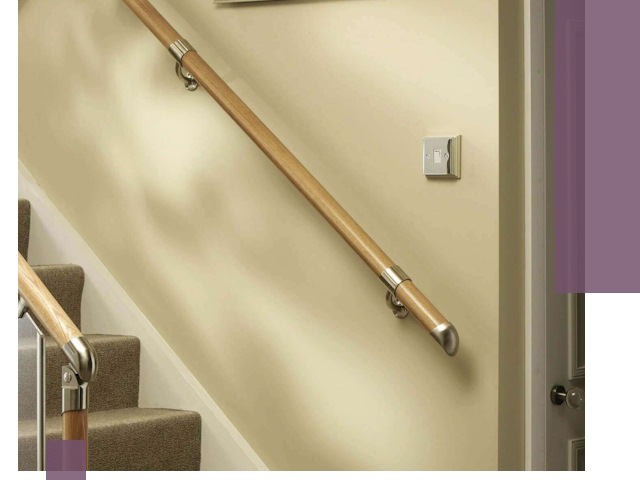 Монтаж пристенных поручней профессионально в Красногорске